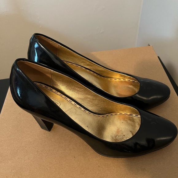 Coach Black Sheri Patent Leather Heels - Picture 12 of 16